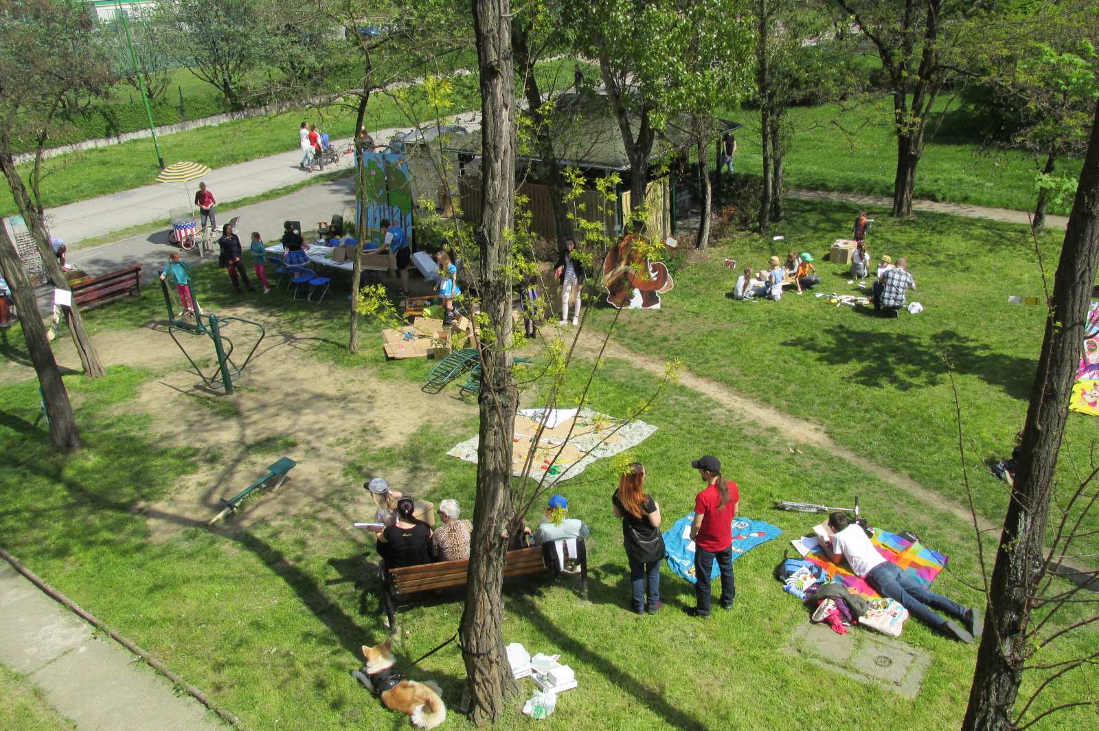Wiele atrakcji podczas pikniku familijnego z książką