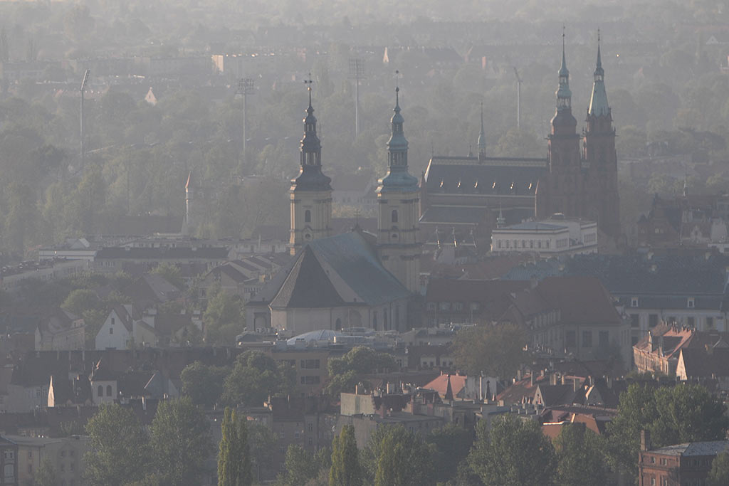 Legnica w porannym, majowym słońcu z lotu ptaka cz.1
