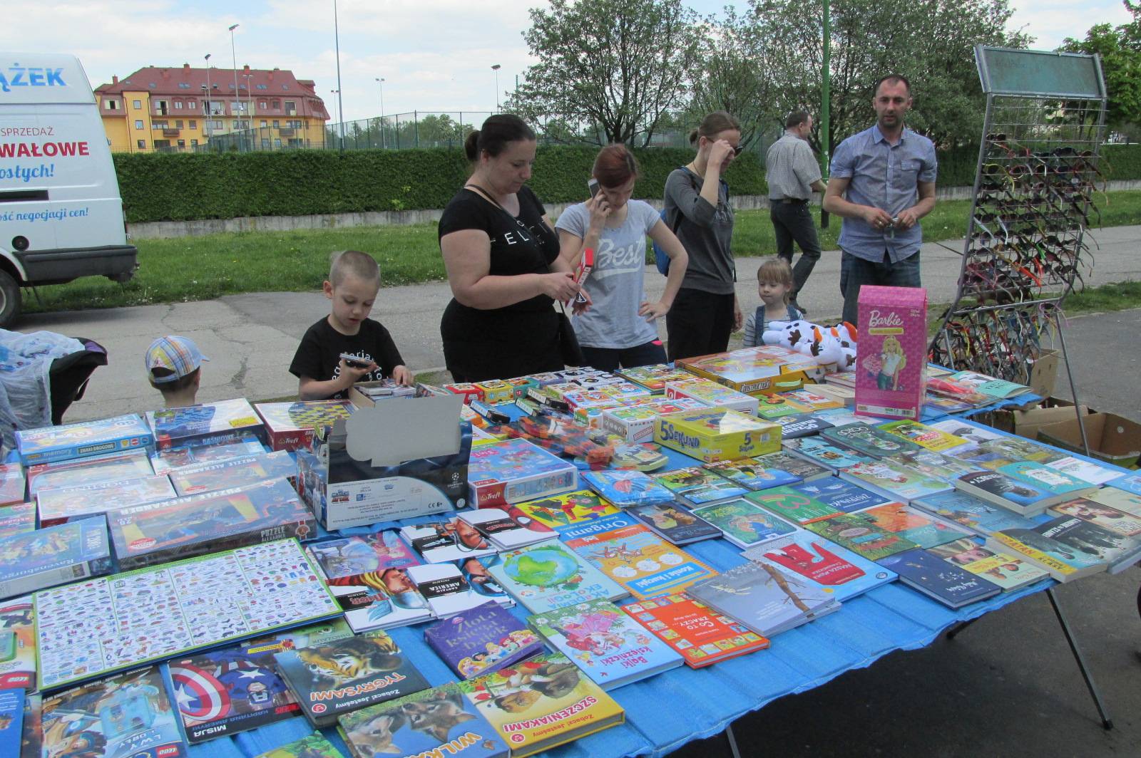 Wiele atrakcji podczas pikniku familijnego z książką