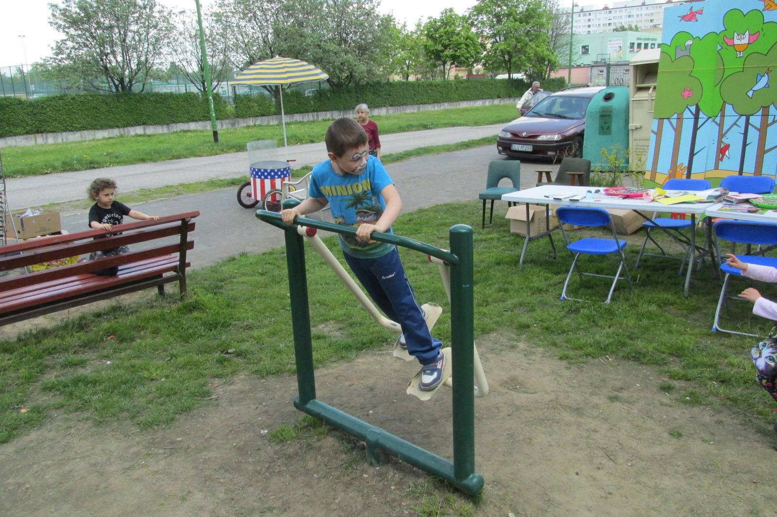 Wiele atrakcji podczas pikniku familijnego z książką