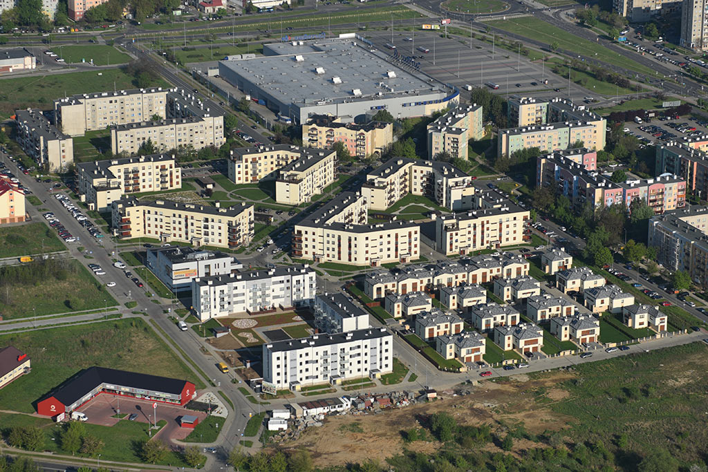 Legnica w porannym, majowym słońcu z lotu ptaka cz.1