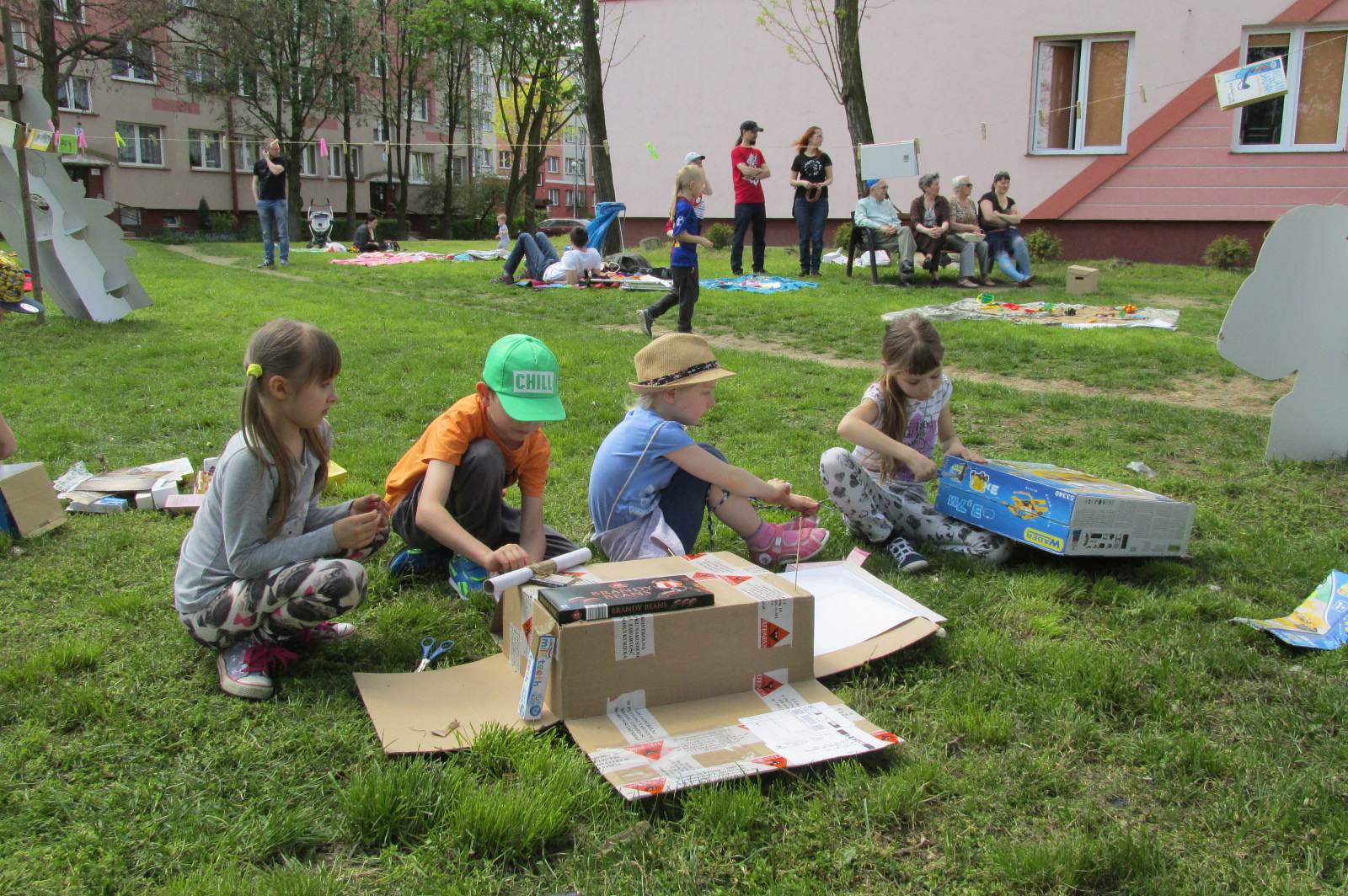 Wiele atrakcji podczas pikniku familijnego z książką