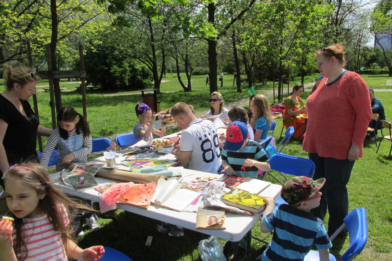 Wiele atrakcji podczas pikniku familijnego z książką