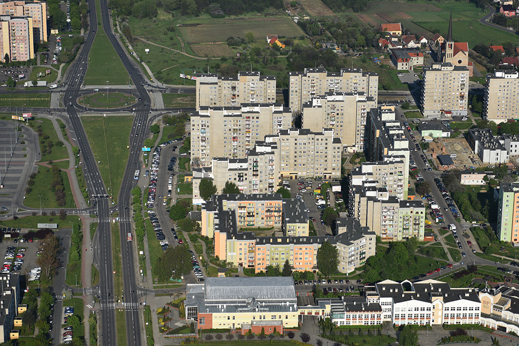 Legnica w porannym, majowym słońcu z lotu ptaka cz.1