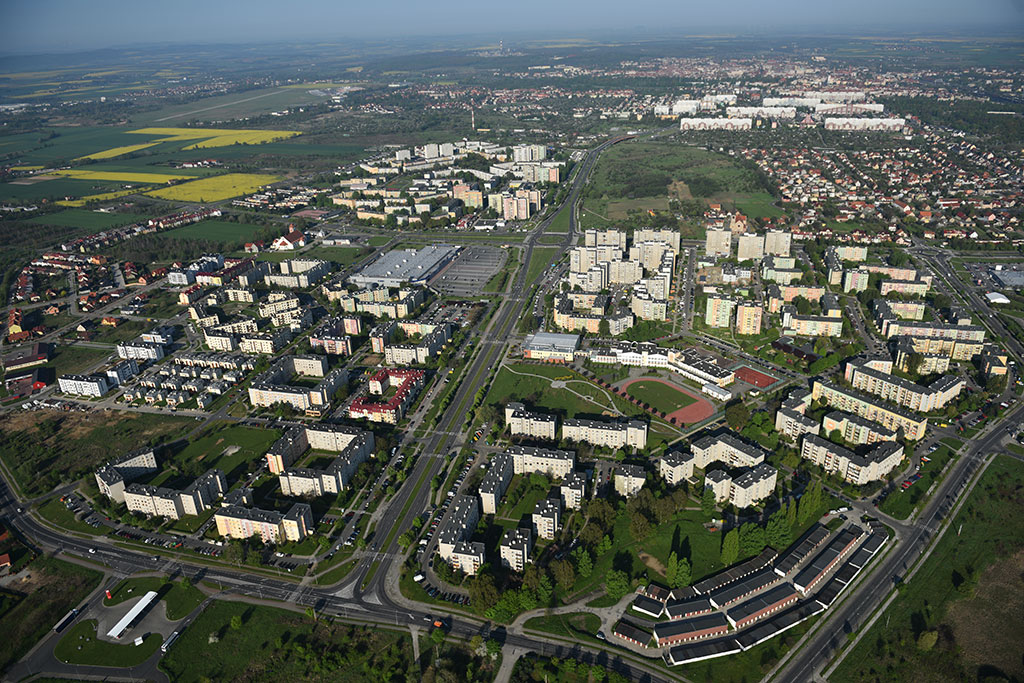 Legnica w porannym, majowym słońcu z lotu ptaka cz.1