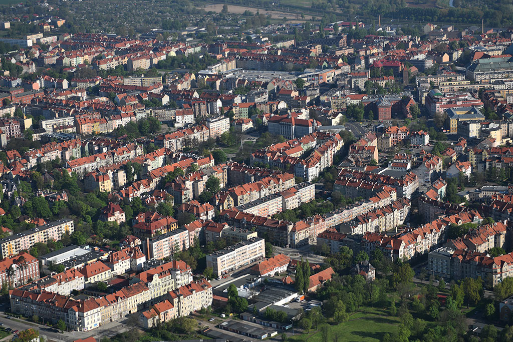 Legnica w porannym, majowym słońcu z lotu ptaka cz.2
