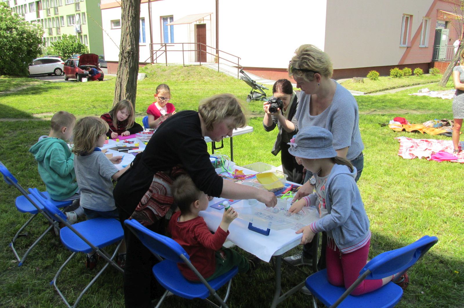 Wiele atrakcji podczas pikniku familijnego z książką