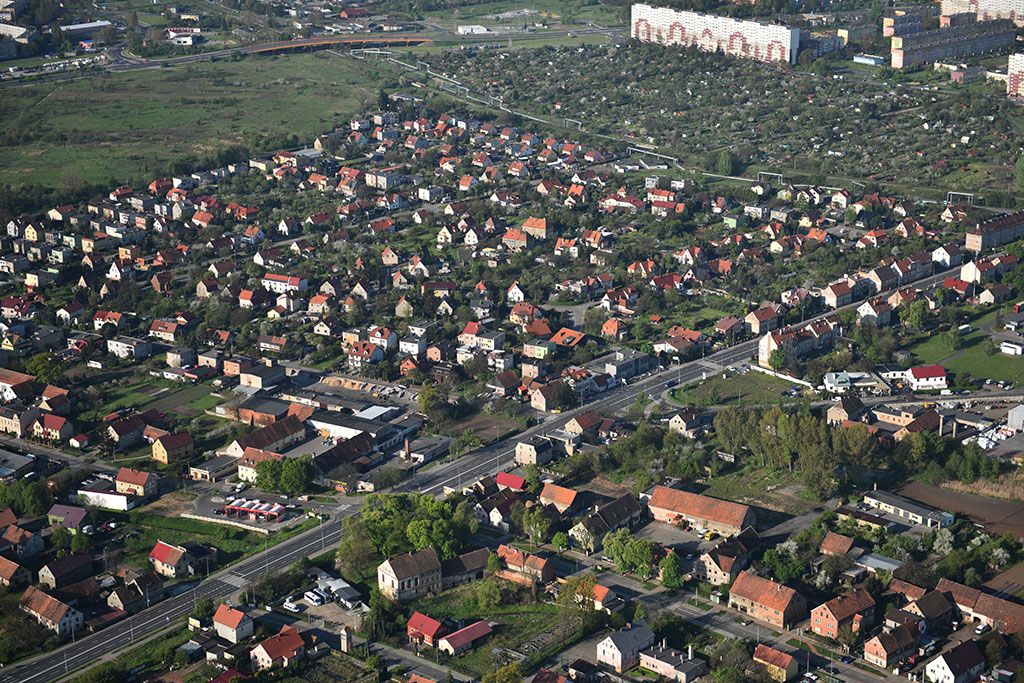 Legnica w porannym, majowym słońcu z lotu ptaka cz.1