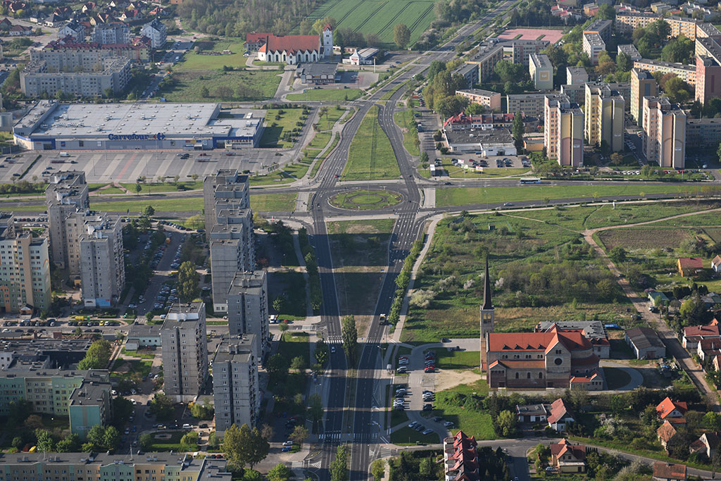 Legnica w porannym, majowym słońcu z lotu ptaka cz.1