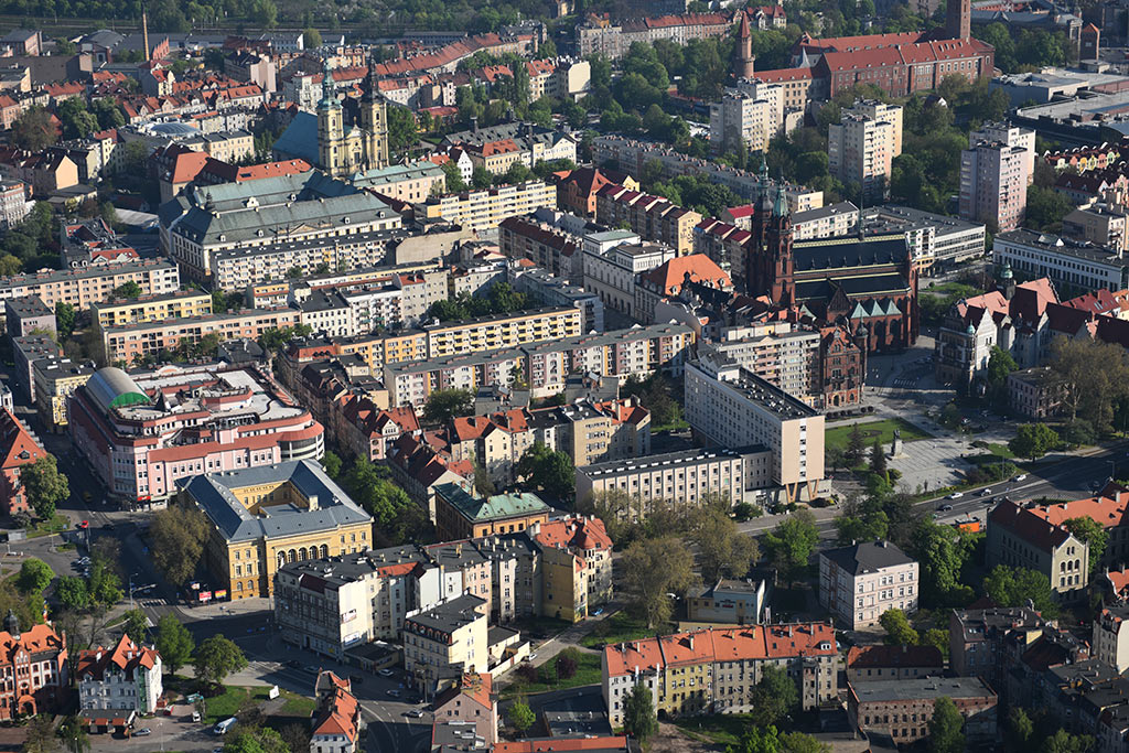 Legnica w porannym, majowym słońcu z lotu ptaka cz.2