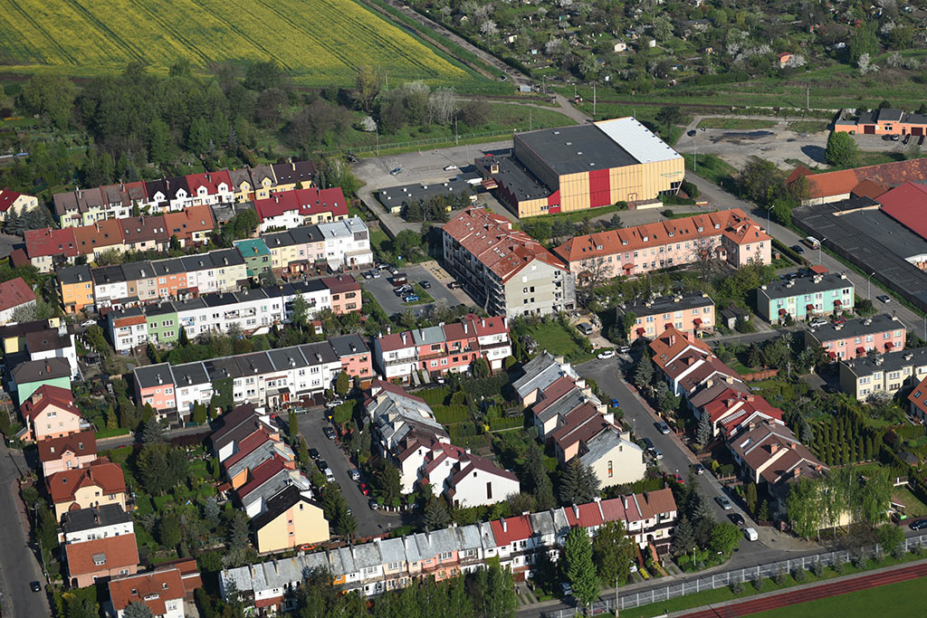 Legnica w porannym, majowym słońcu z lotu ptaka cz.2