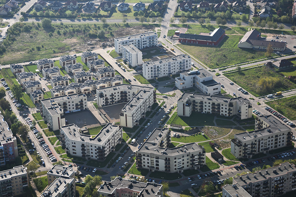 Legnica w porannym, majowym słońcu z lotu ptaka cz.1