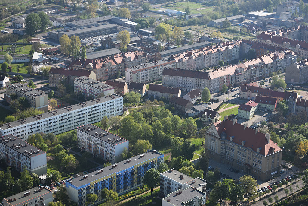 Legnica w porannym, majowym słońcu z lotu ptaka cz.2