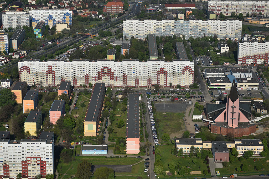 Legnica w porannym, majowym słońcu z lotu ptaka cz.1