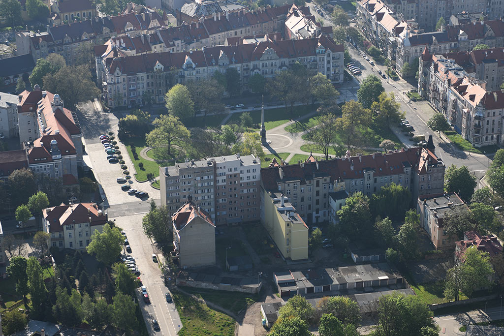 Legnica w porannym, majowym słońcu z lotu ptaka cz.2