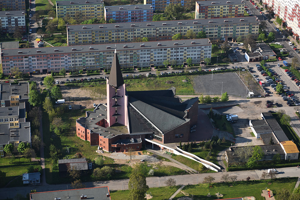 Legnica w porannym, majowym słońcu z lotu ptaka cz.1
