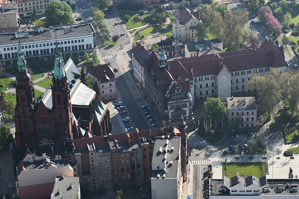 Legnica w porannym, majowym słońcu z lotu ptaka cz.2