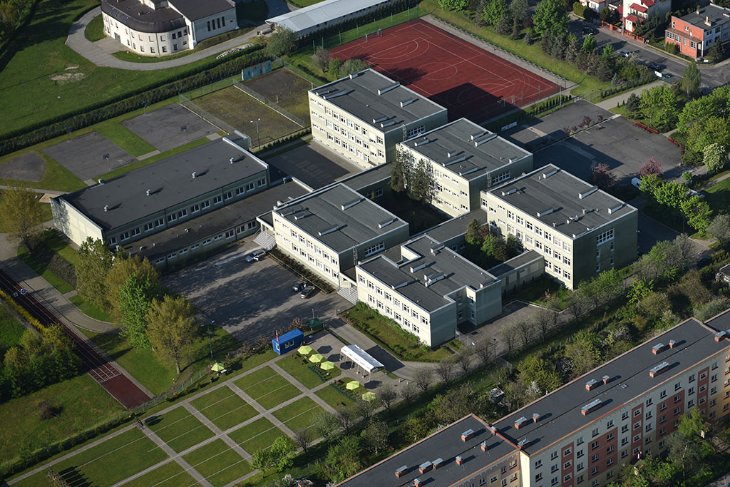 Legnica w porannym, majowym słońcu z lotu ptaka cz.1