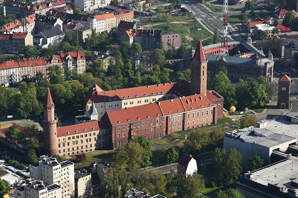Legnica w porannym, majowym słońcu z lotu ptaka cz.2