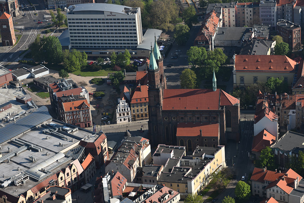 Legnica w porannym, majowym słońcu z lotu ptaka cz.2