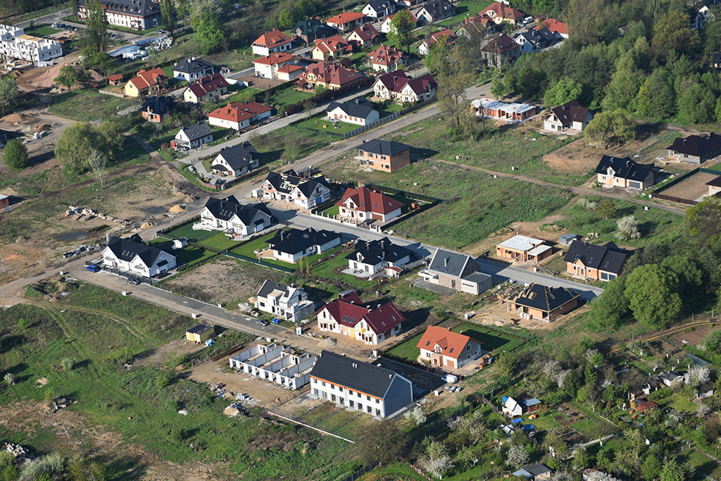 Legnica w porannym, majowym słońcu z lotu ptaka cz.1