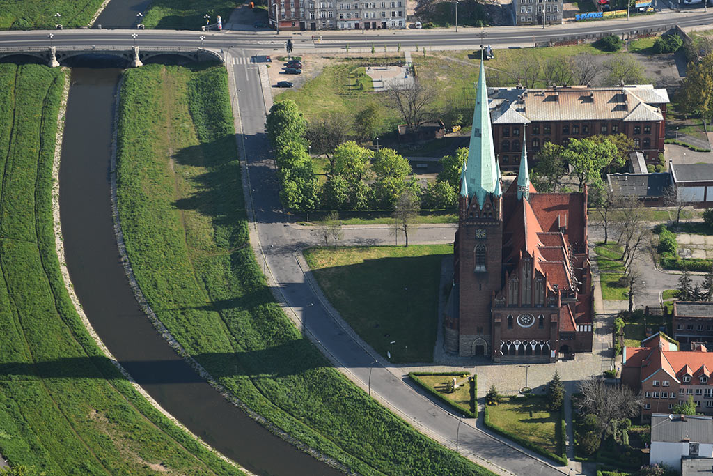 Legnica w porannym, majowym słońcu z lotu ptaka cz.2
