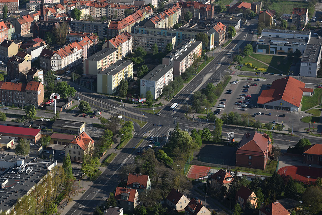 Legnica w porannym, majowym słońcu z lotu ptaka cz.1