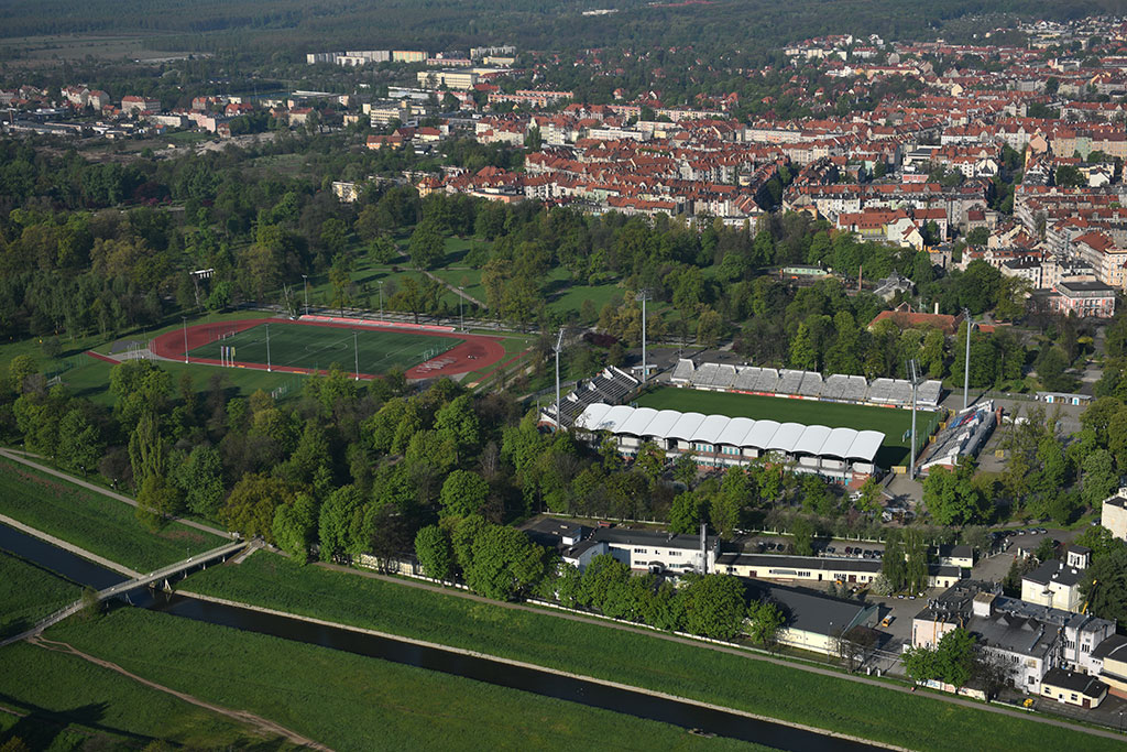Legnica w porannym, majowym słońcu z lotu ptaka cz.1
