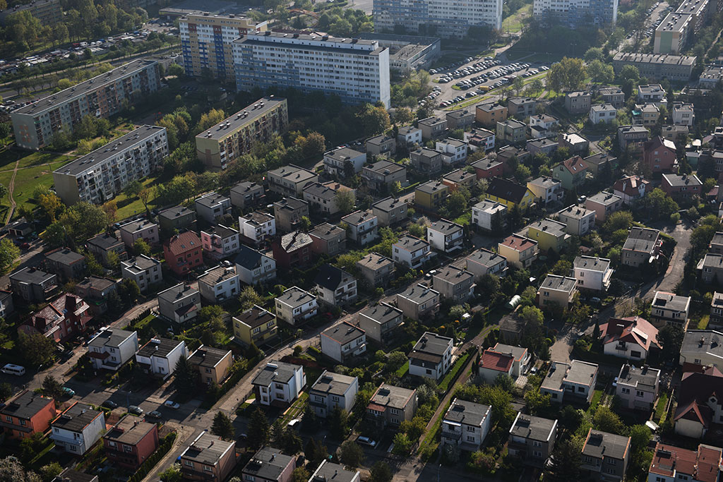 Legnica w porannym, majowym słońcu z lotu ptaka cz.1