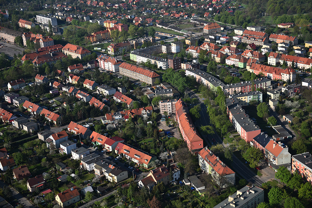Legnica w porannym, majowym słońcu z lotu ptaka cz.1