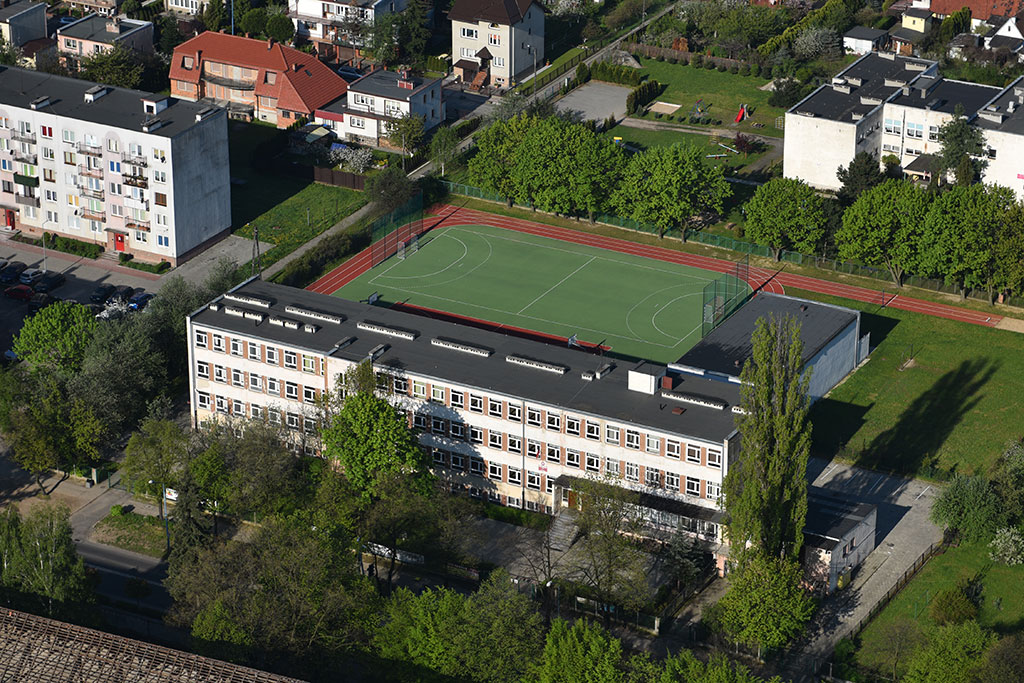Legnica w porannym, majowym słońcu z lotu ptaka cz.1