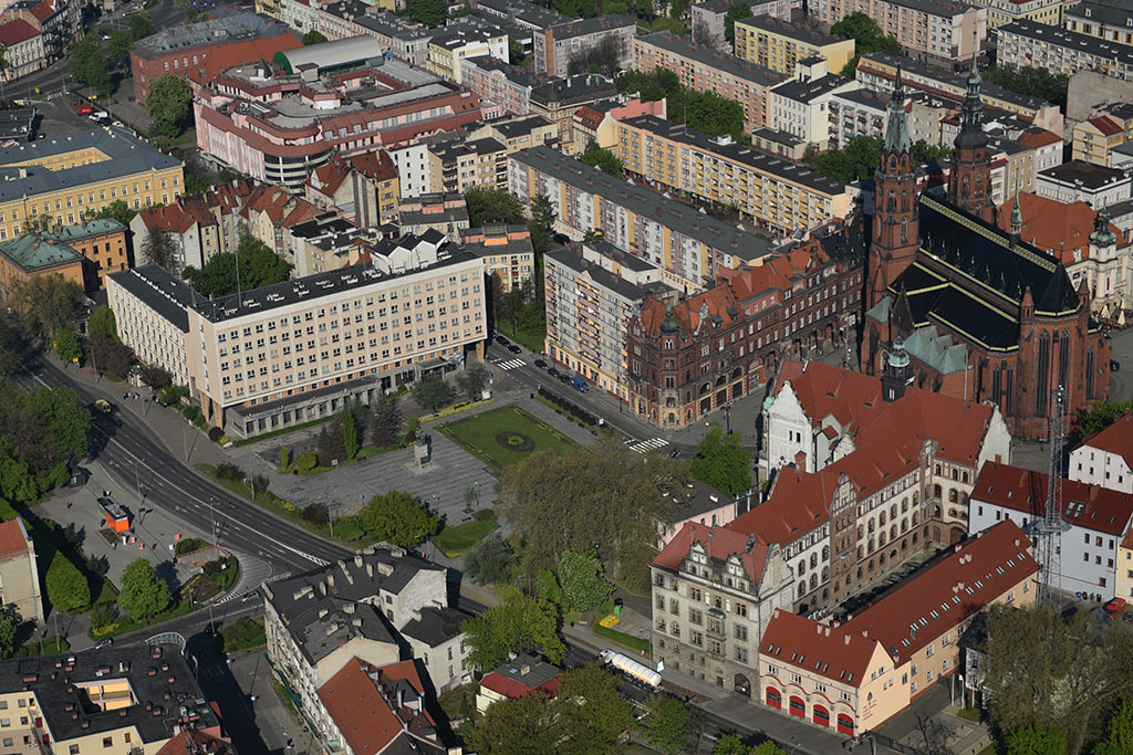 Legnica w porannym, majowym słońcu z lotu ptaka cz.2
