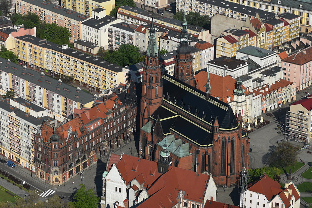 Legnica w porannym, majowym słońcu z lotu ptaka cz.2