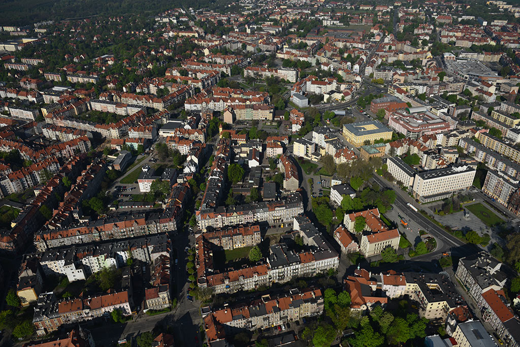 Legnica w porannym, majowym słońcu z lotu ptaka cz.2