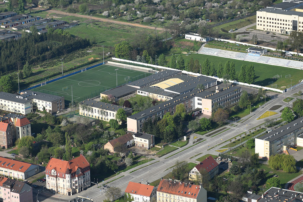 Legnica w porannym, majowym słońcu z lotu ptaka cz.2