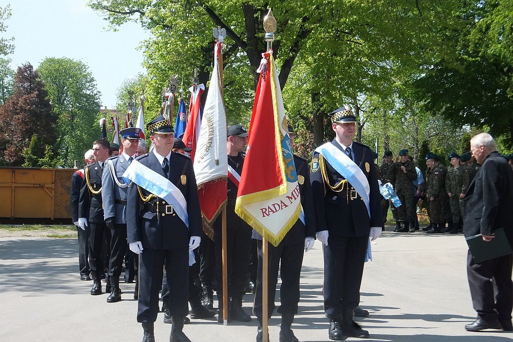Na cmentarzu odbyły się obchody 71. rocznicy zakończenia wojny