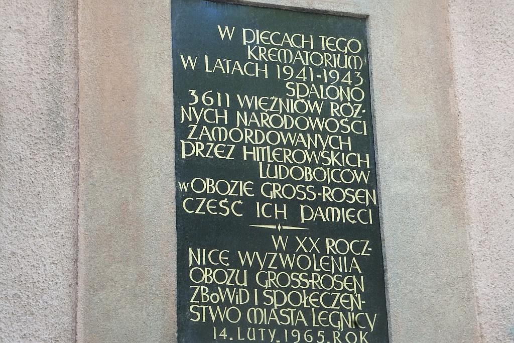 Na cmentarzu odbyły się obchody 71. rocznicy zakończenia wojny