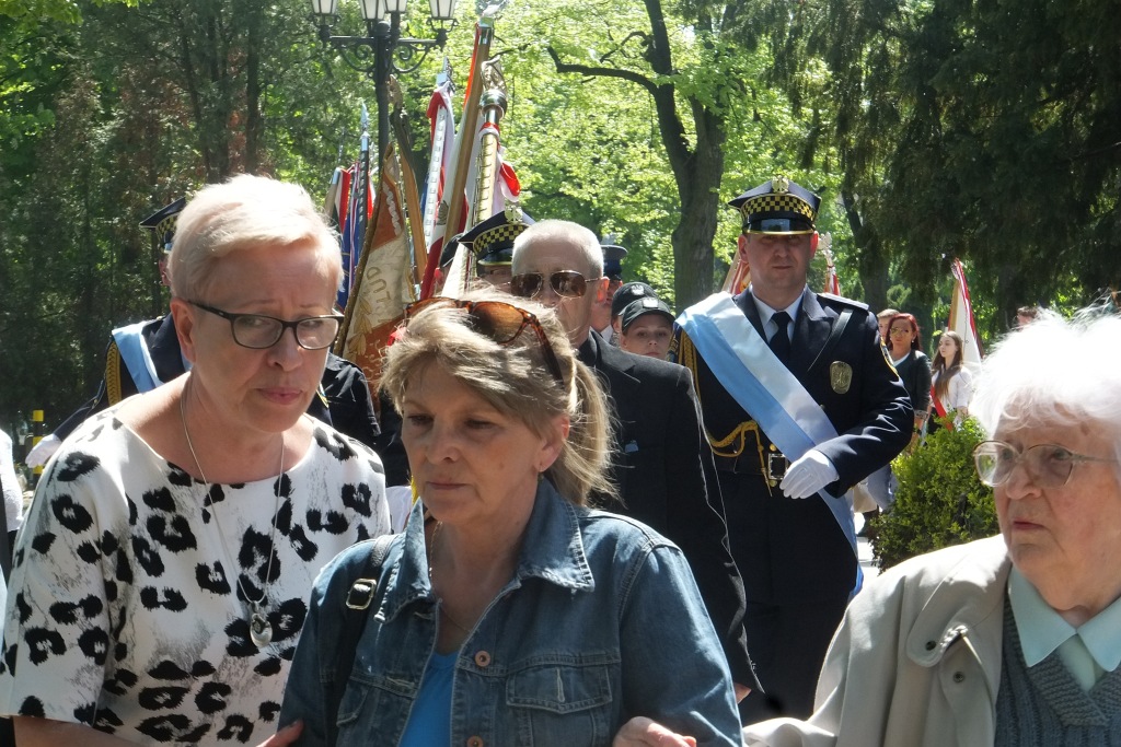 Na cmentarzu odbyły się obchody 71. rocznicy zakończenia wojny