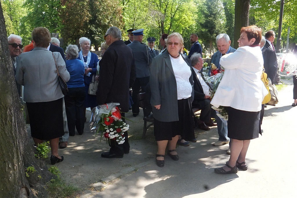 Na cmentarzu odbyły się obchody 71. rocznicy zakończenia wojny