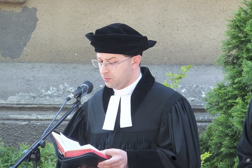 Na cmentarzu odbyły się obchody 71. rocznicy zakończenia wojny