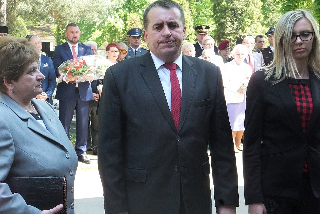 Na cmentarzu odbyły się obchody 71. rocznicy zakończenia wojny