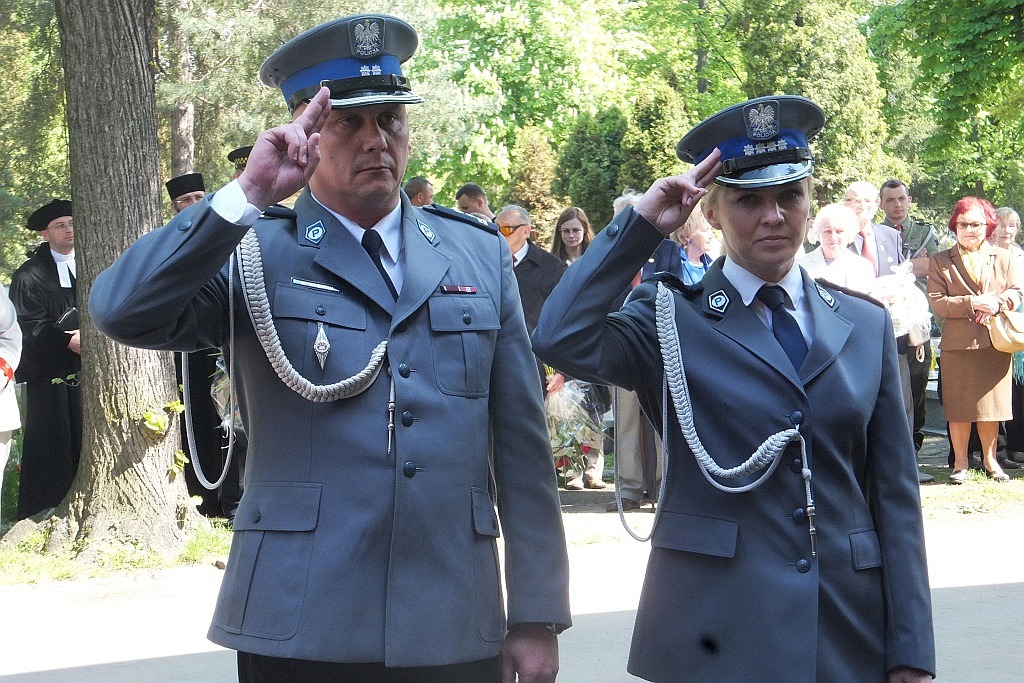 Na cmentarzu odbyły się obchody 71. rocznicy zakończenia wojny