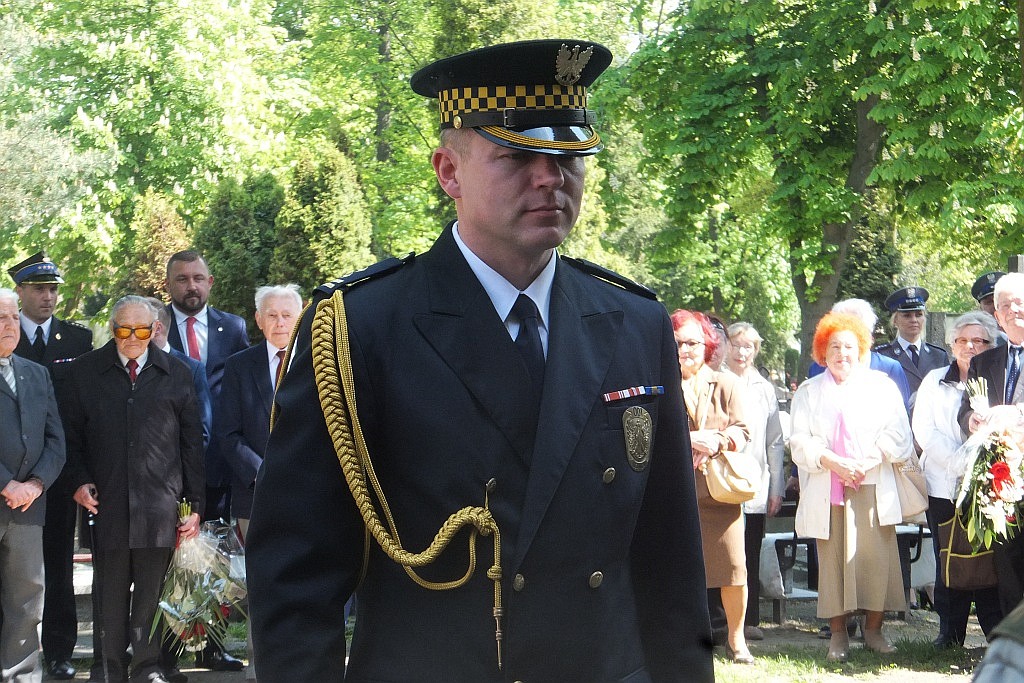 Na cmentarzu odbyły się obchody 71. rocznicy zakończenia wojny