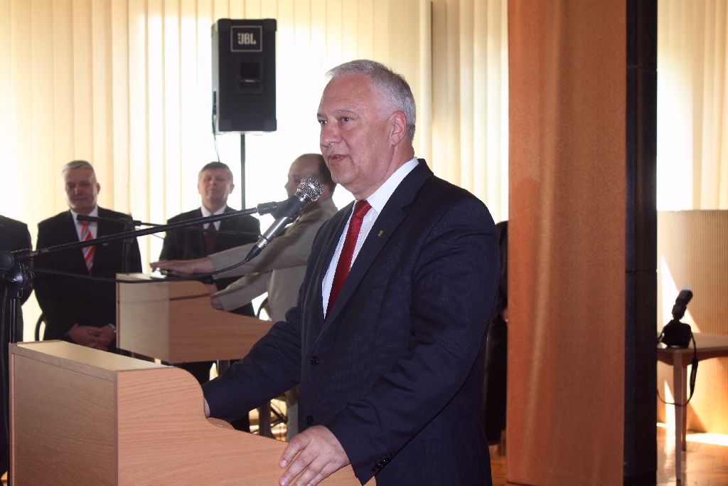 Medale i nagrody dla legnickich hutników w dniu ich święta