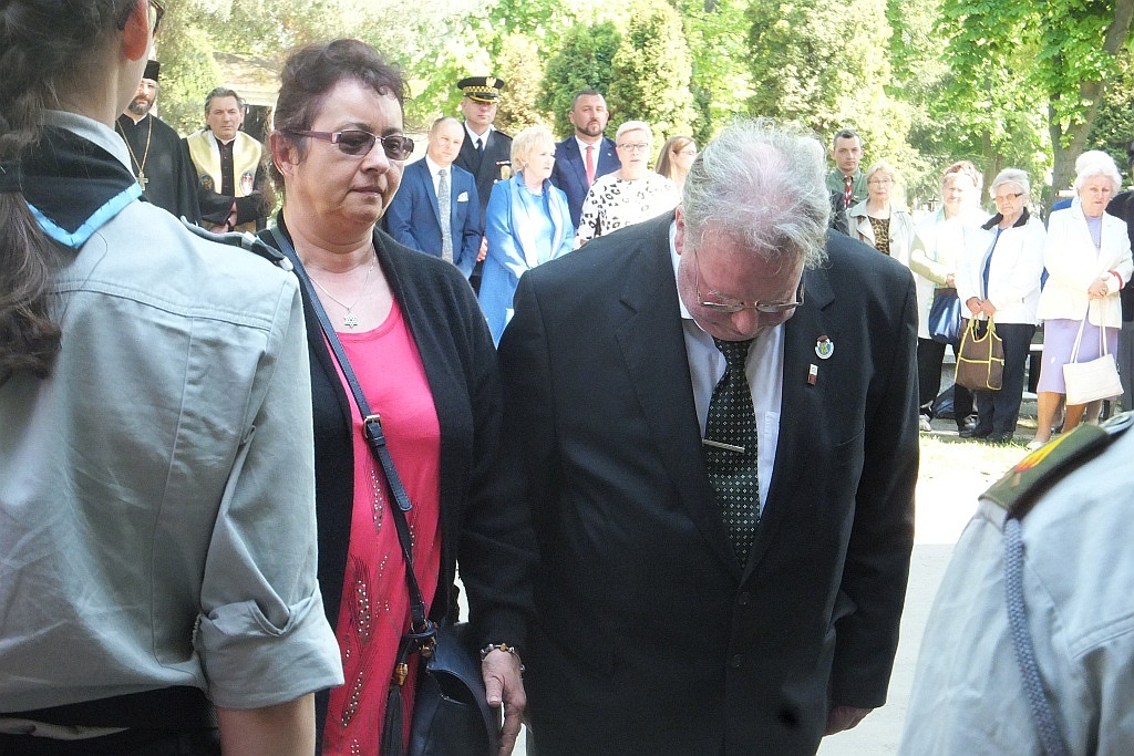Na cmentarzu odbyły się obchody 71. rocznicy zakończenia wojny
