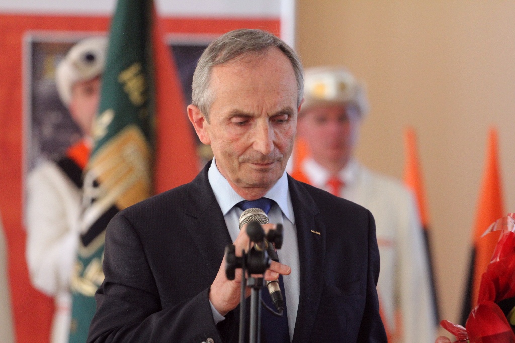 Medale i nagrody dla legnickich hutników w dniu ich święta