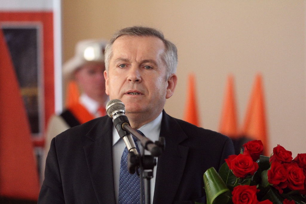 Medale i nagrody dla legnickich hutników w dniu ich święta