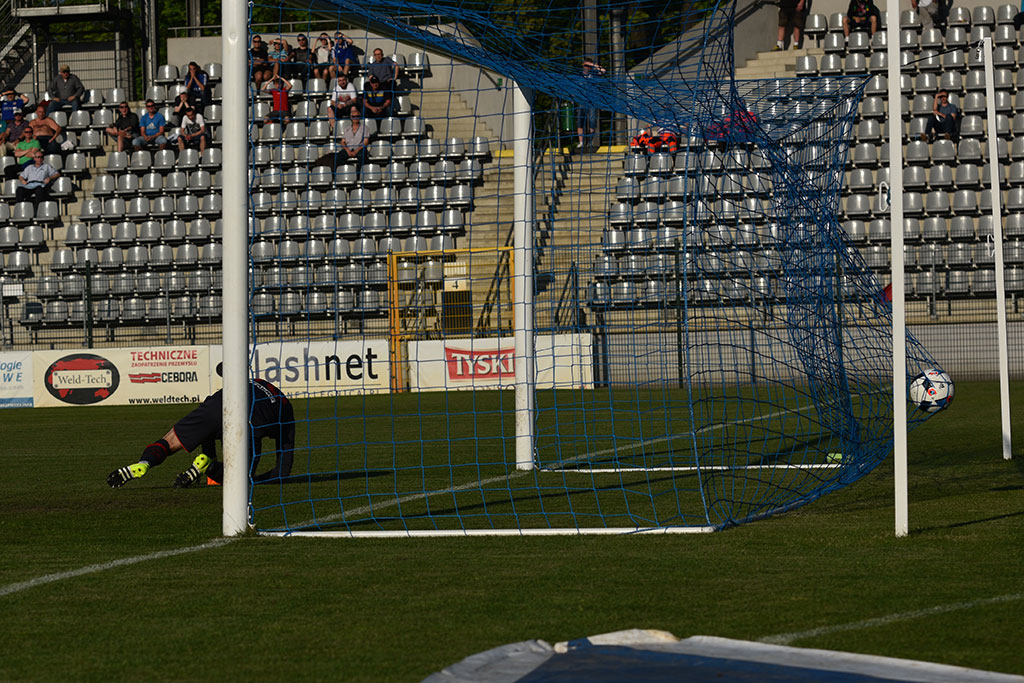 Nareszcie! Piłkarze Miedzi wygrali na Stadionie Orła Białego