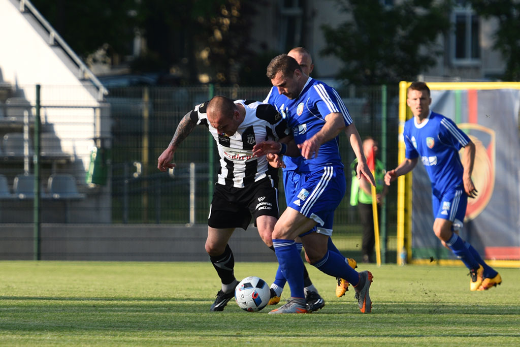 Nareszcie! Piłkarze Miedzi wygrali na Stadionie Orła Białego