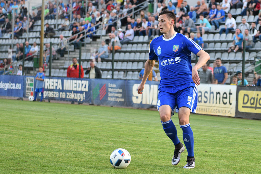 Nareszcie! Piłkarze Miedzi wygrali na Stadionie Orła Białego